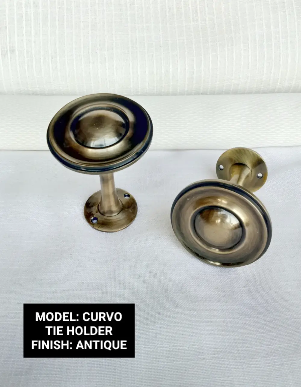 CURVO TIE HOLDER