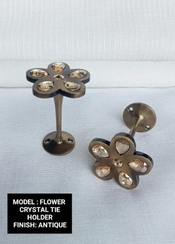 FLOWER CRYSTAL TIE HOLDER