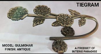 GULMOHAR TIE HOLDER