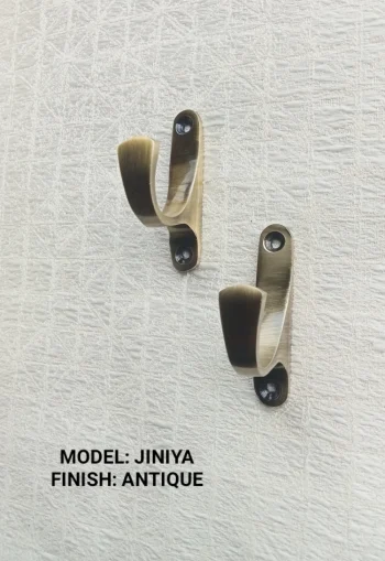 JINIYA TIE HOLDER