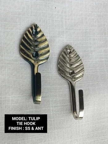 TULIP TIE HOOK